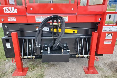 tractor skid lift attachment